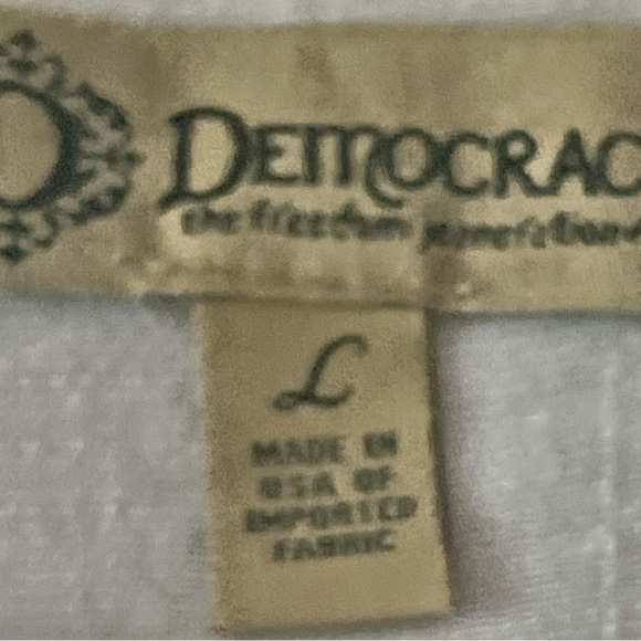 Democracy White Boxy 3/4 Sleeve Button Down Shirt - Picture 6 of 6